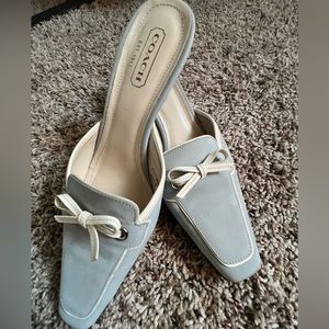 Coach woman dress shoes